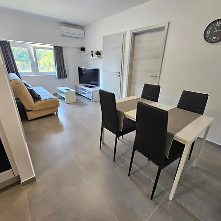 Apartma Bertoki Koper Exteriér fotografie